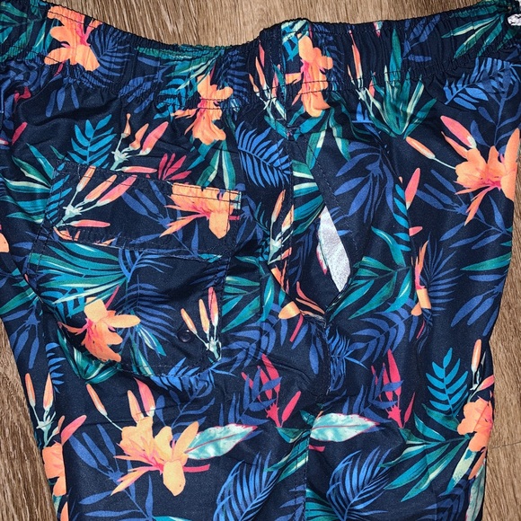 Molokai Tropical Swim Trunks NWT - Picture 8 of 10